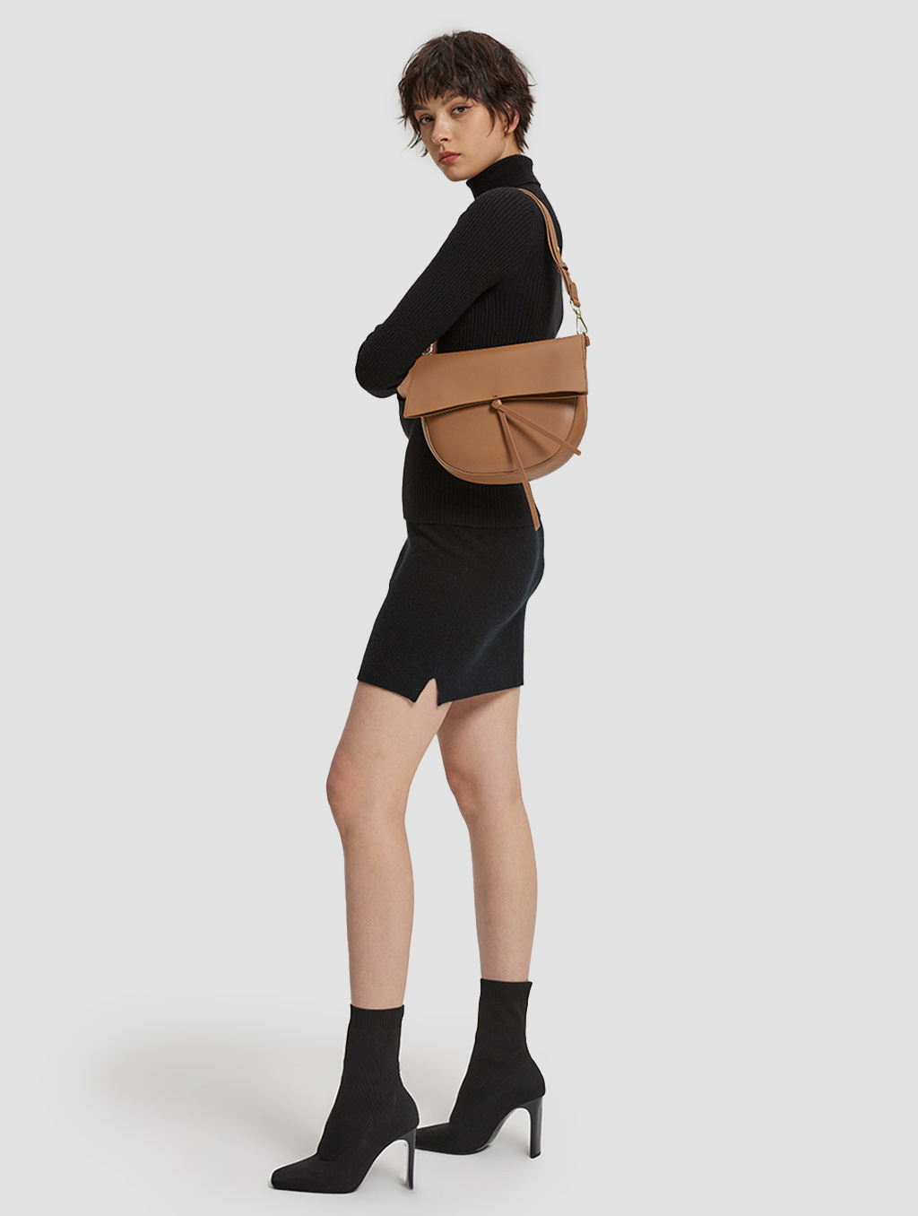 Round Sole Bag